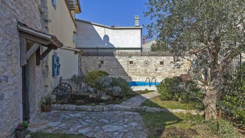 Hostal Charming Country Villa Palentar With A Pool