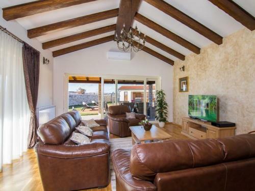 Luxurious Villa In Labin With Pool