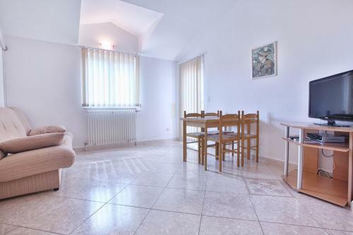 Apartments Istriensonne - Haus Anto