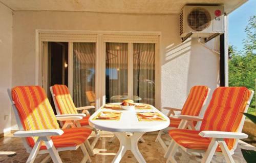 Apartment Vesna 812