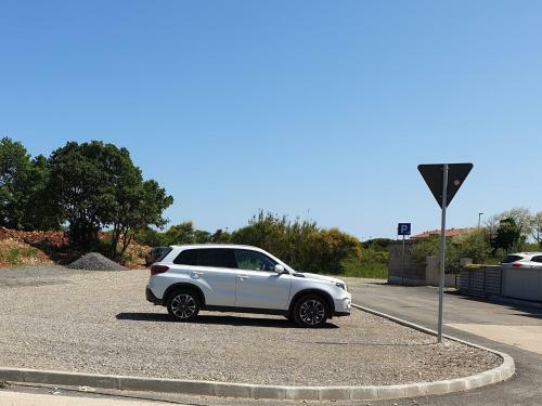 Hostal Apartments Aurora Near Beach