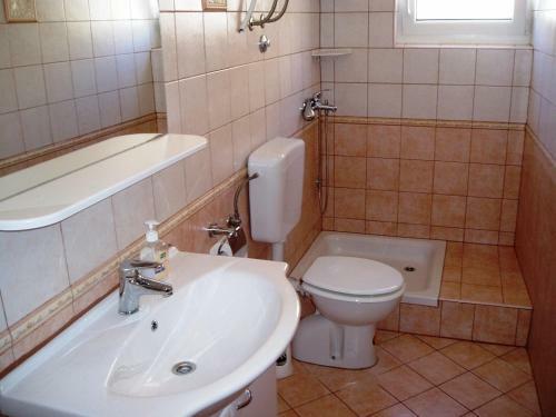 Apartamento Holiday Home 193432