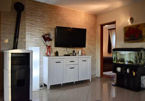 Sea View Relaxing House With Spacious Garden