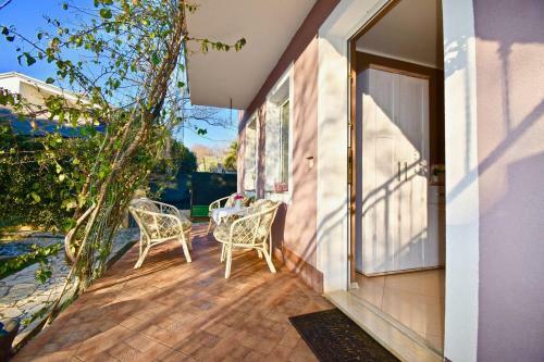Sea View Relaxing House With Spacious Garden