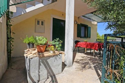 Apartments Mama - 50m From Sea