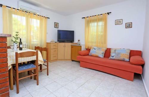 Apartments Mama - 50m From Sea