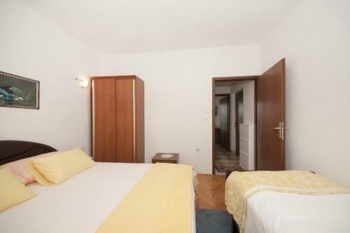 Apartments Sreca - 150m From Beach