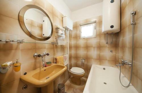 Apartments Sreca - 150m From Beach