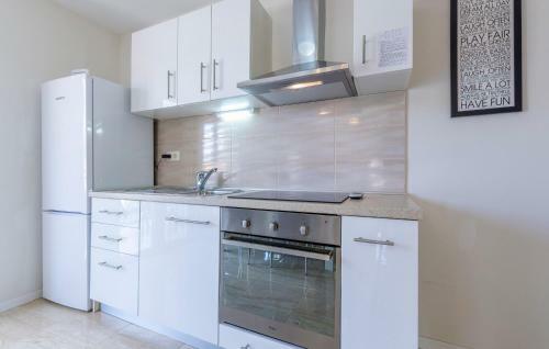 Apartments Dalis - Swimming Pool