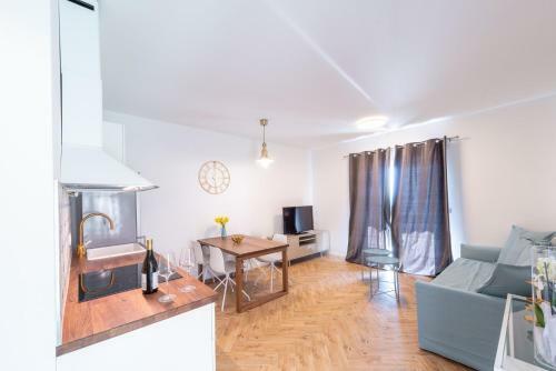 Hostal Sunhill Apartments