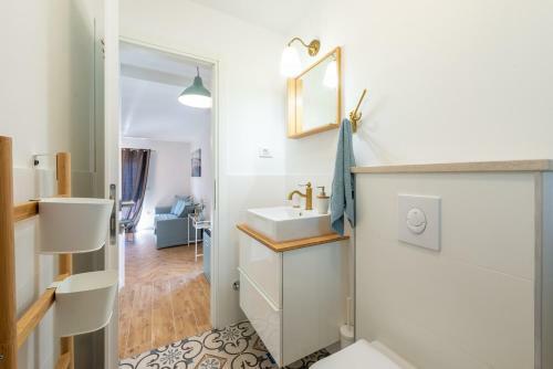 Hostal Sunhill Apartments