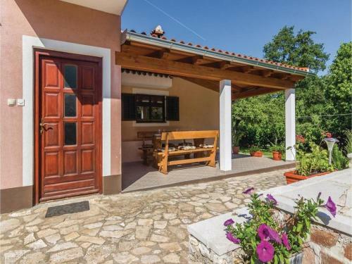 Holiday Home Ecio , S Velikim Vrtom, Potpuno Ogra?ena,