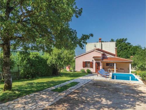 Holiday Home Ecio , S Velikim Vrtom, Potpuno Ogra?ena,