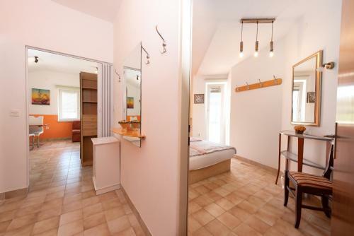 Apartments & Room Armanda