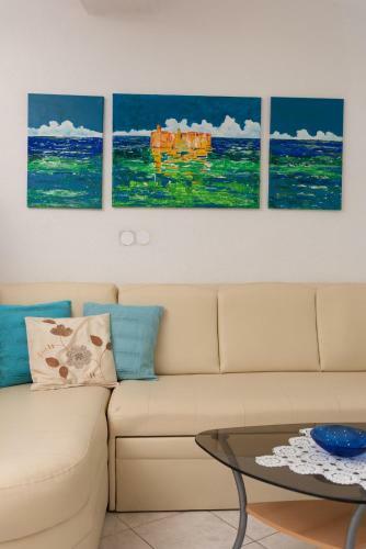 Apartments & Room Armanda
