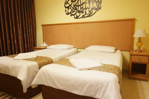 Moab Land Hotel