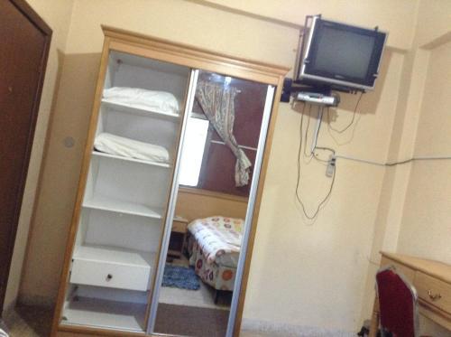 Queen Ayola Hotel
