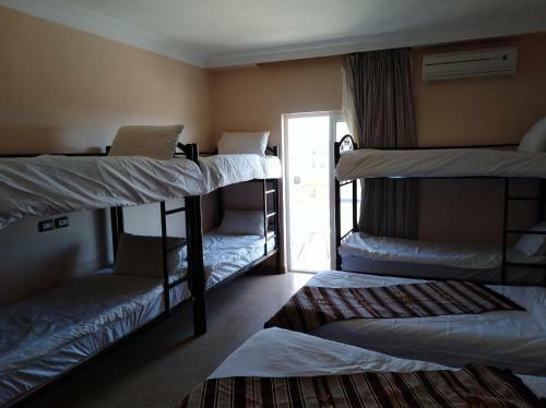 Delilah Hotel
