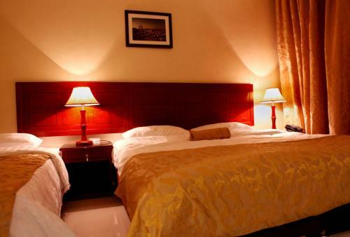 Mosaic City Hotel