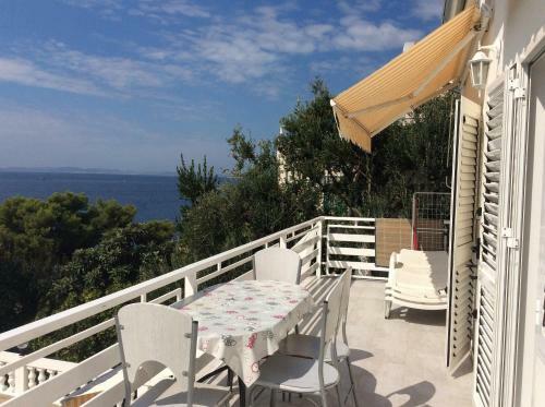 Apartments Djurdja-20m From Beach