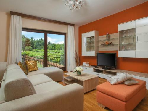 Holiday Home Ana