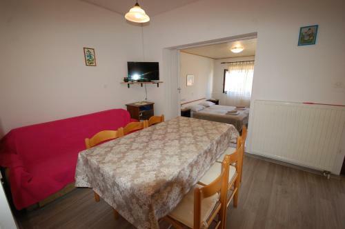 Apartments Snjezana