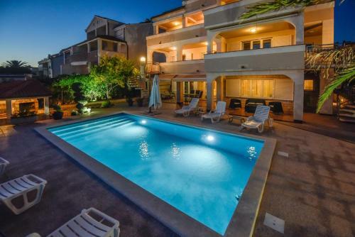 Pool Apartments Tolo