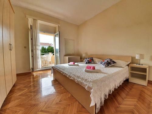 Apartment Gold Ive Novalja