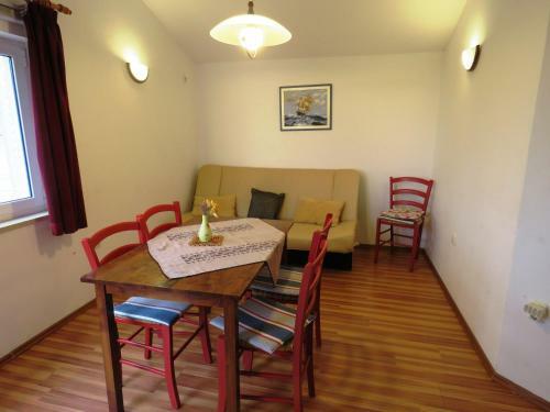 Apartments Klaric Novalja