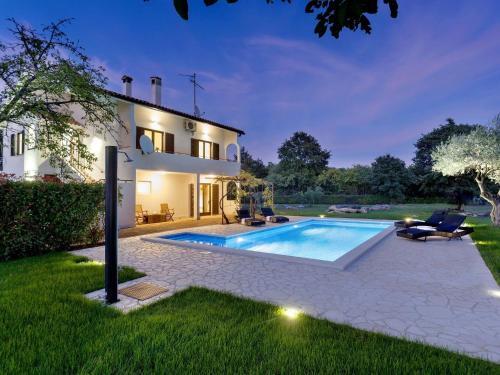 Charming Apartment Near Nova Vas Alm With Terrace