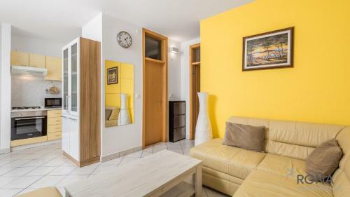 Rona Apartment Nicky
