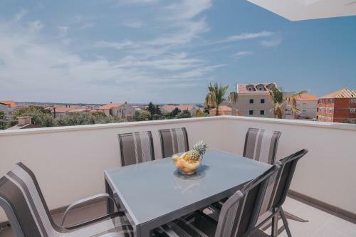 Apartments Pool Villa Aldura
