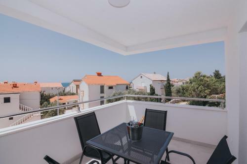 Apartments Pool Villa Aldura