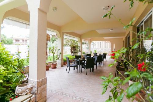 Aparthotel Resort Trcol