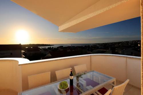 Apartamentos Villa Pool Centrale