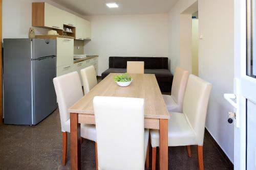 Apartamentos Villa Pool Centrale