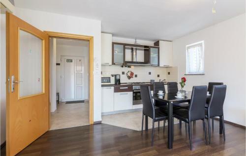 Amazing Apartment In Nova Vas With 2 Bedrooms