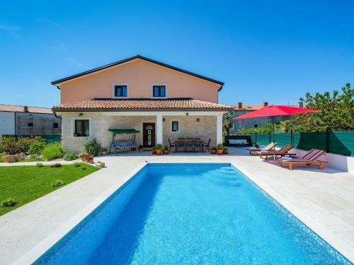 Holiday Home Villa Sa-ra