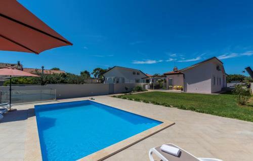 Modern Villa With Private Pool