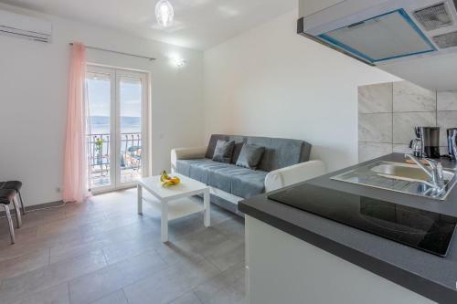 Apartments Leoalemar