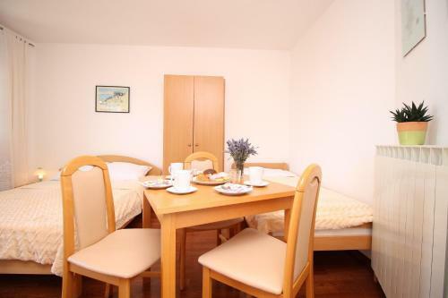 Apartamentos Ivona 4