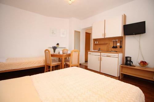 Apartamentos Ivona 4