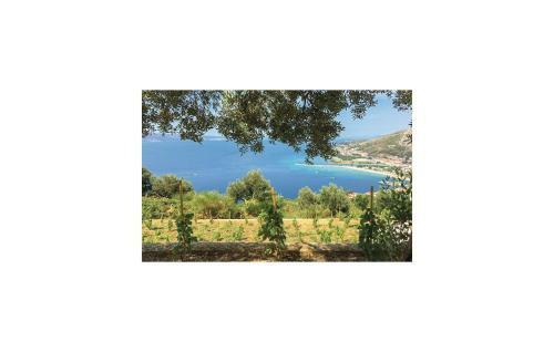 Two-bedroom Holiday Home In Omis