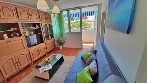 Town Center Apartment With Balcony