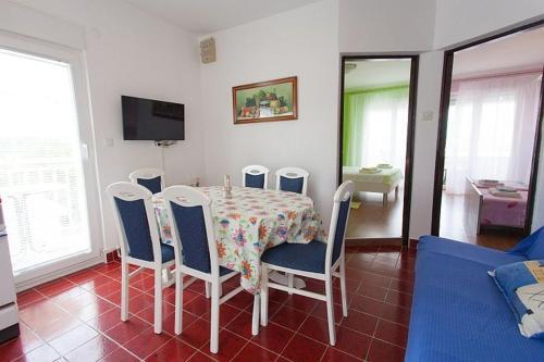 Seaview Apartment Omisalj 3623-1