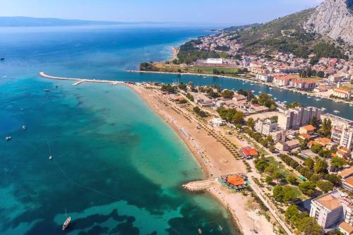 Luxury, Seafront Villa Ivan With Heated Pool Only 100m From Beach