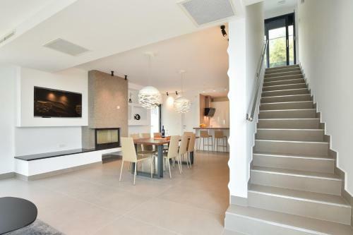 Luxury, Seafront Villa Ivan With Heated Pool Only 100m From Beach