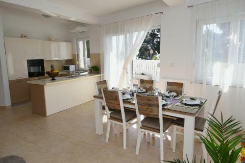 Apartment Libra With Sea View