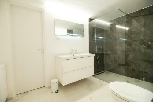 Apartamento Dantes Sin-2 Bdrm Seaside Appartment Rooftop