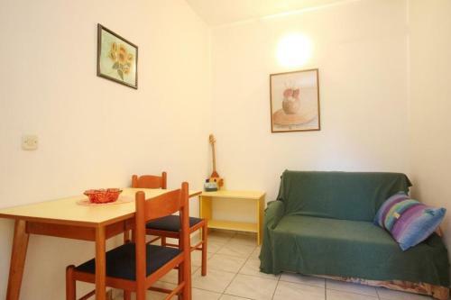 Apartments Tonka - 150m From Sea